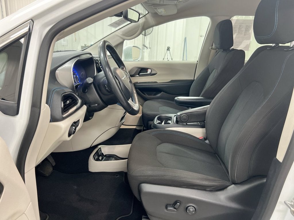 2021 Chrysler Pacifica Touring