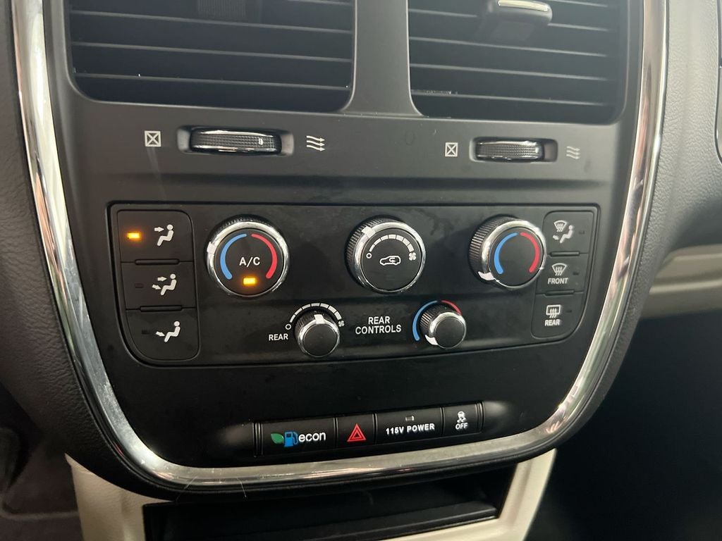 2017 Dodge Grand Caravan SE