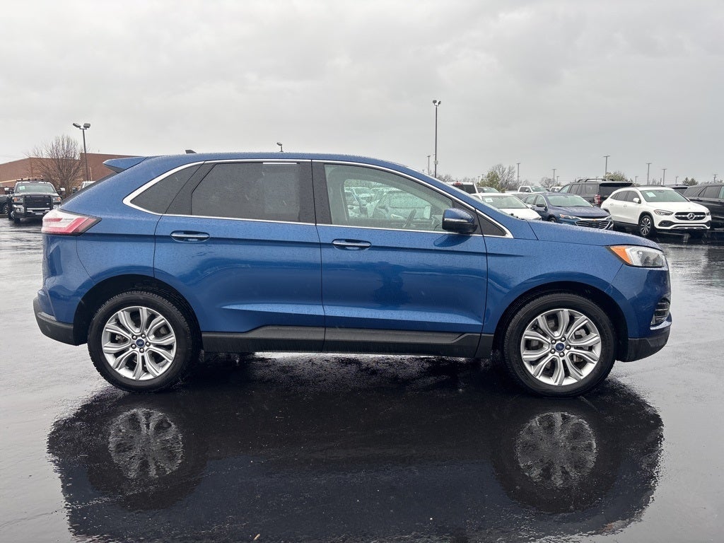 2022 Ford Edge Titanium