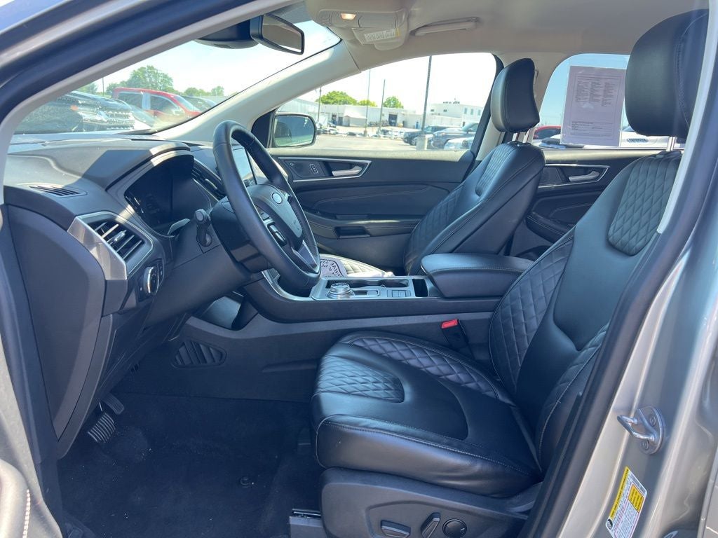 2023 Ford Edge Titanium
