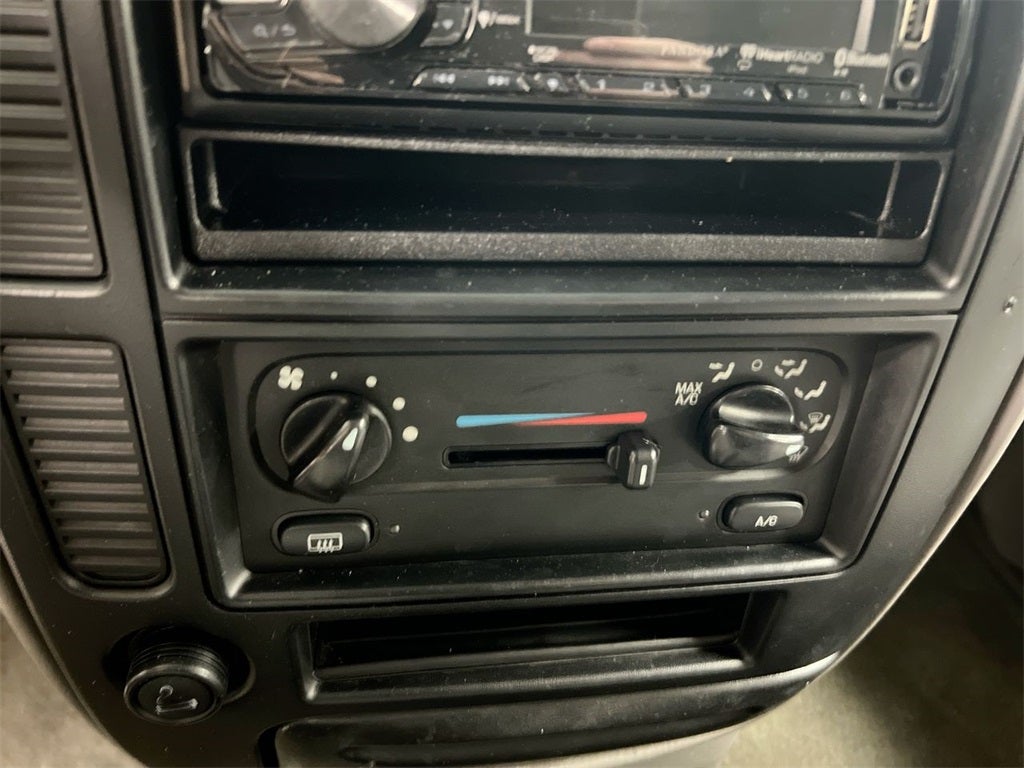 2001 Ford Windstar Standard