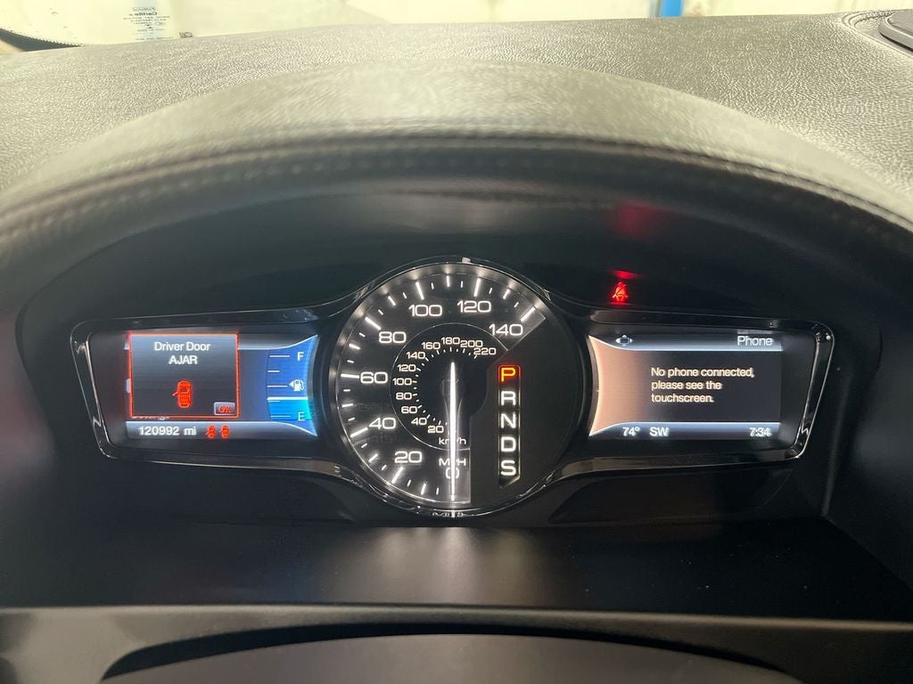 2015 Lincoln MKX Base