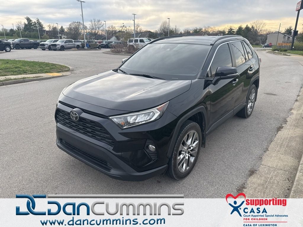 2019 Toyota RAV4 XLE Premium