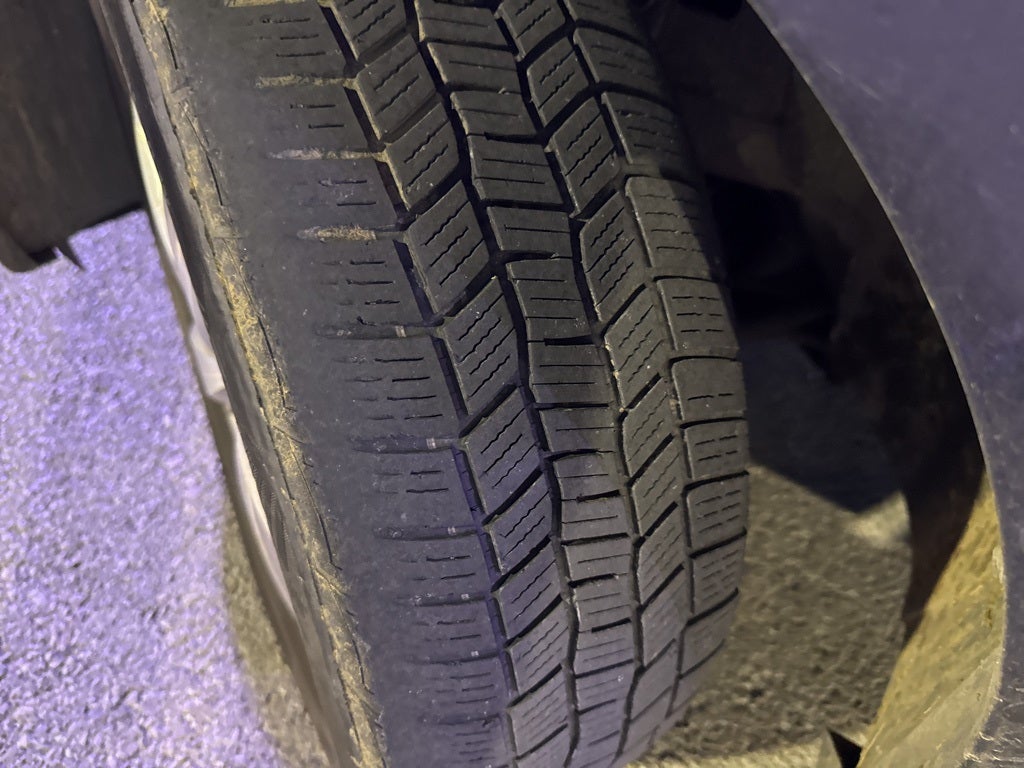 2011 Volkswagen Routan SE