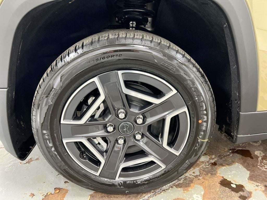 2026 Jeep Cherokee Laredo