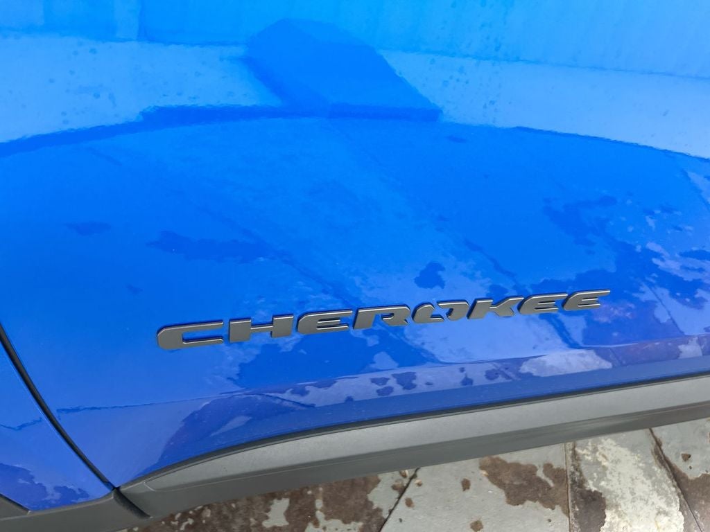 2026 Jeep Cherokee Laredo