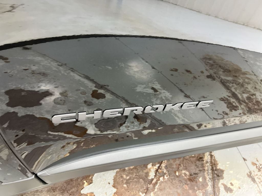 2026 Jeep Cherokee Laredo