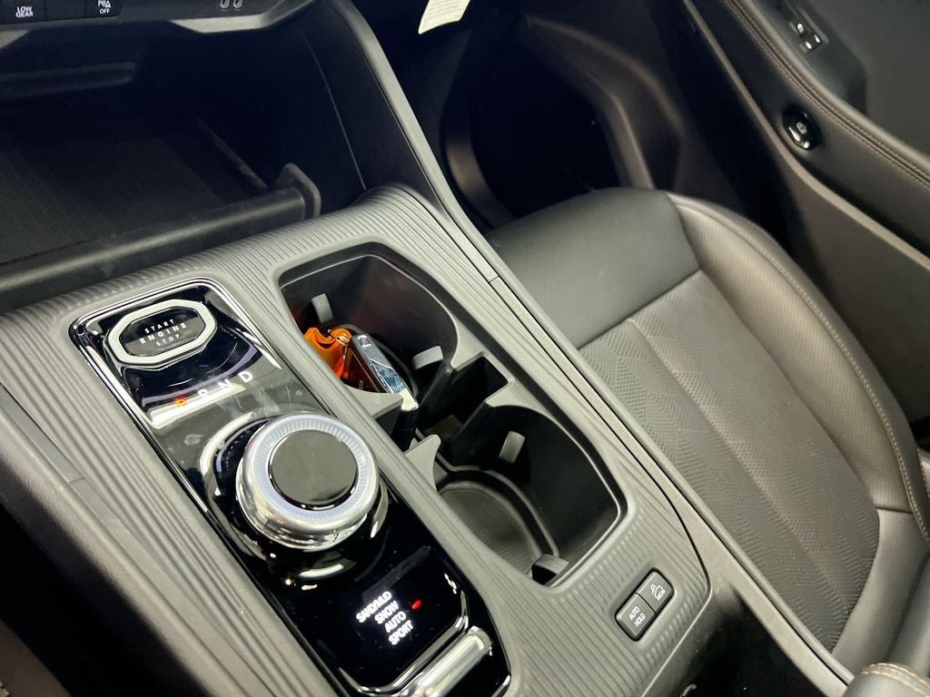 2026 Jeep Cherokee Overland