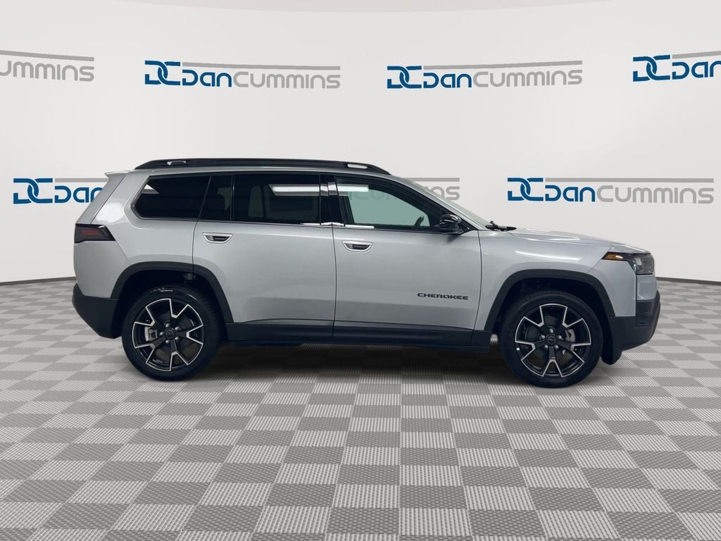 2026 Jeep Cherokee Overland