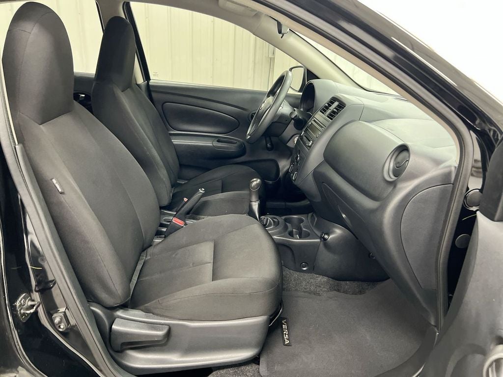 2017 Nissan Versa 1.6 S