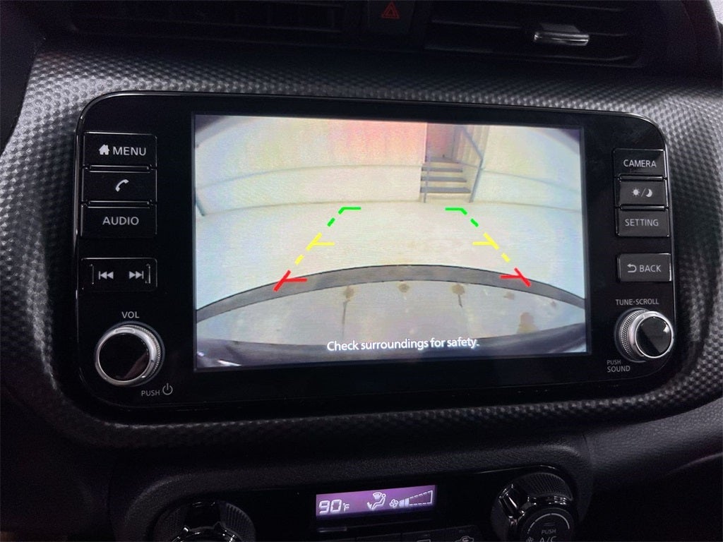 2022 Nissan Kicks SV