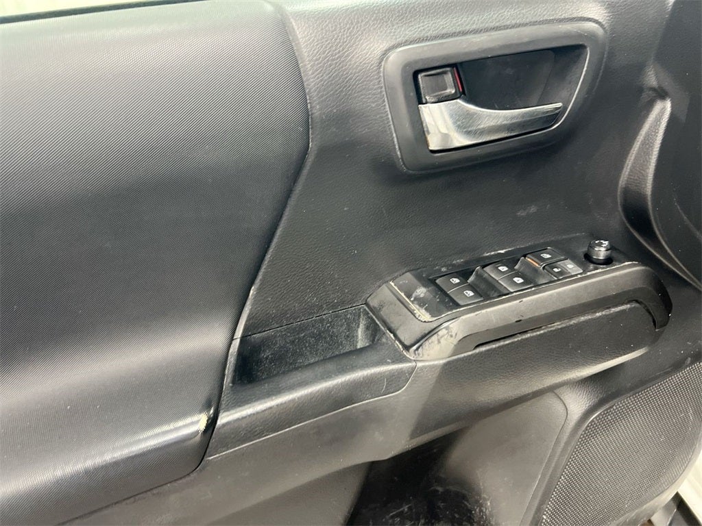 2023 Toyota Tacoma TRD Off-Road