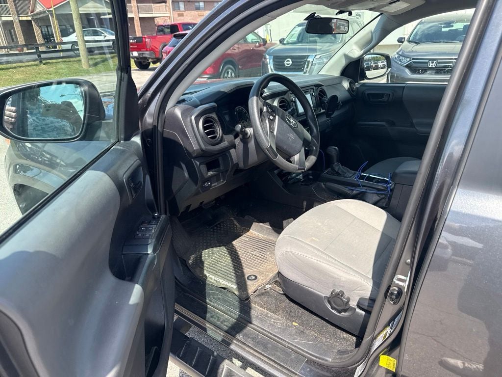2017 Toyota Tacoma SR