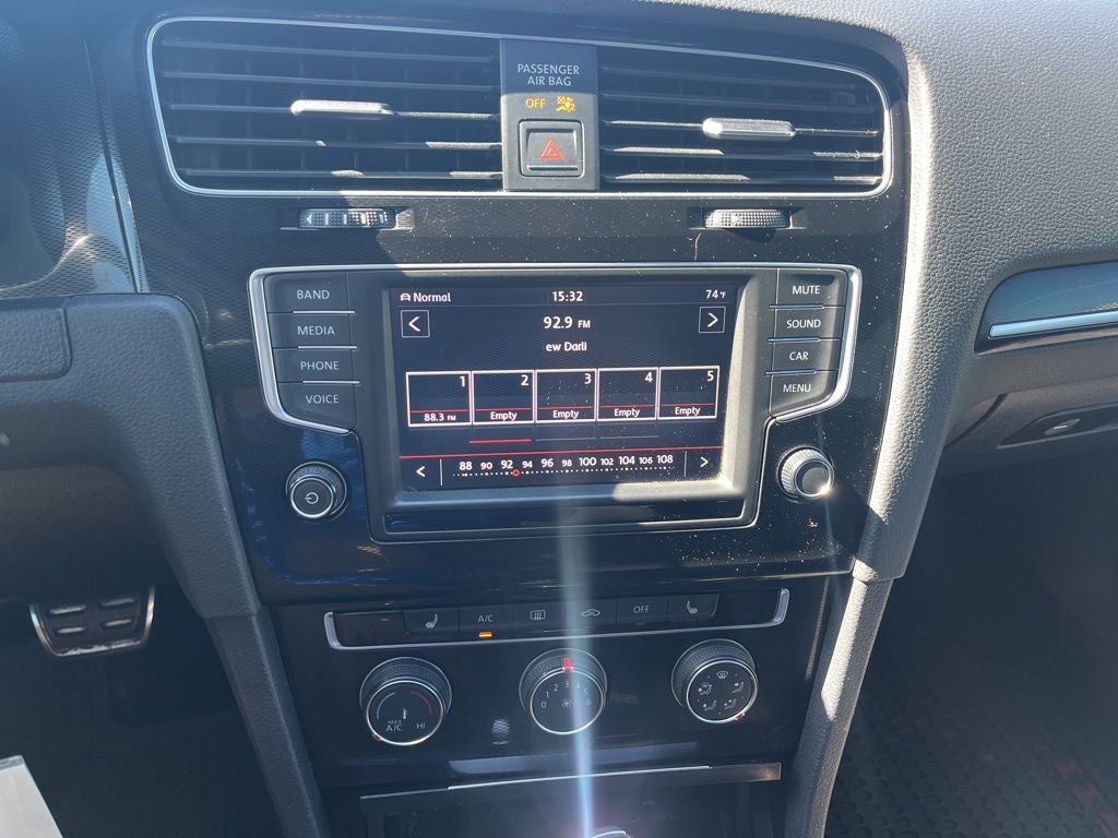 2016 Volkswagen Golf GTI S