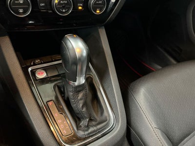 2017 Volkswagen Jetta 1.8T SEL