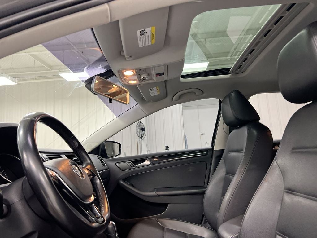 2017 Volkswagen Jetta 1.8T SEL