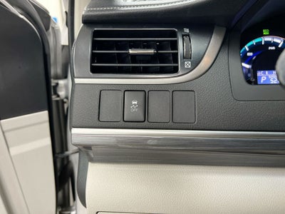 2012 Toyota Camry Hybrid XLE