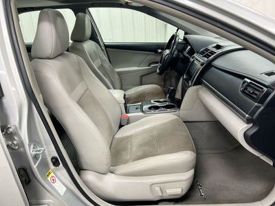 2012 Toyota Camry Hybrid XLE