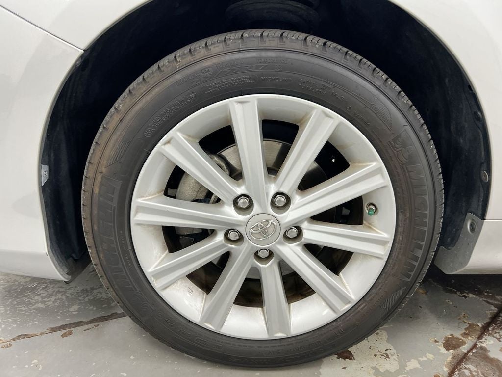 2012 Toyota Camry Hybrid XLE