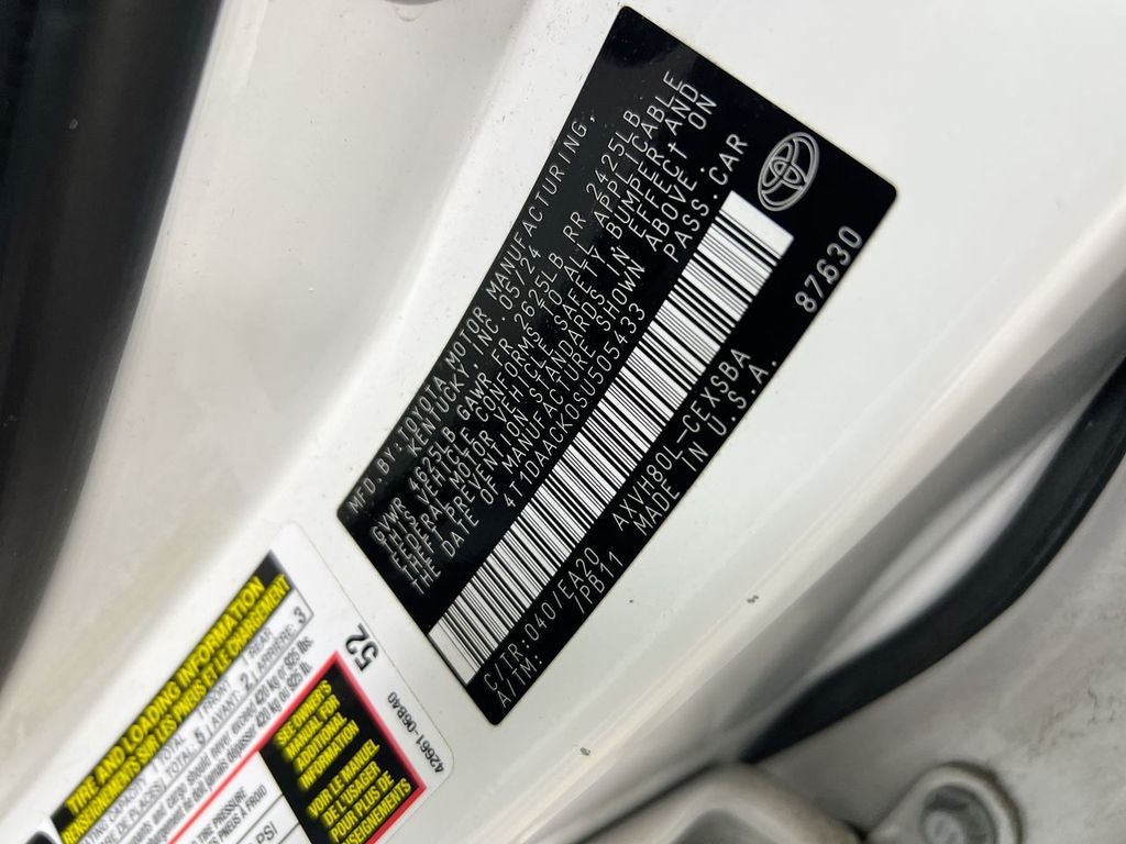 2025 Toyota Camry SE