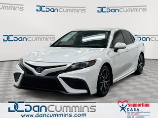 2022 Toyota Camry Hybrid SE