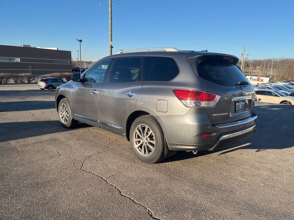2015 Nissan Pathfinder SL