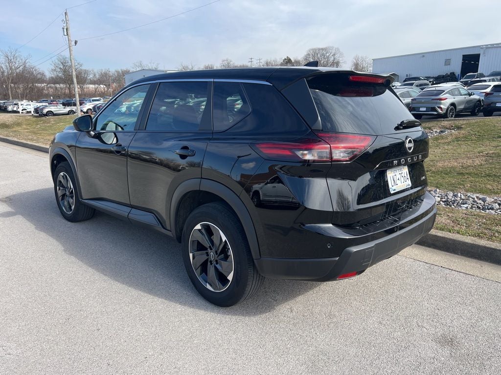 2025 Nissan Rogue SV