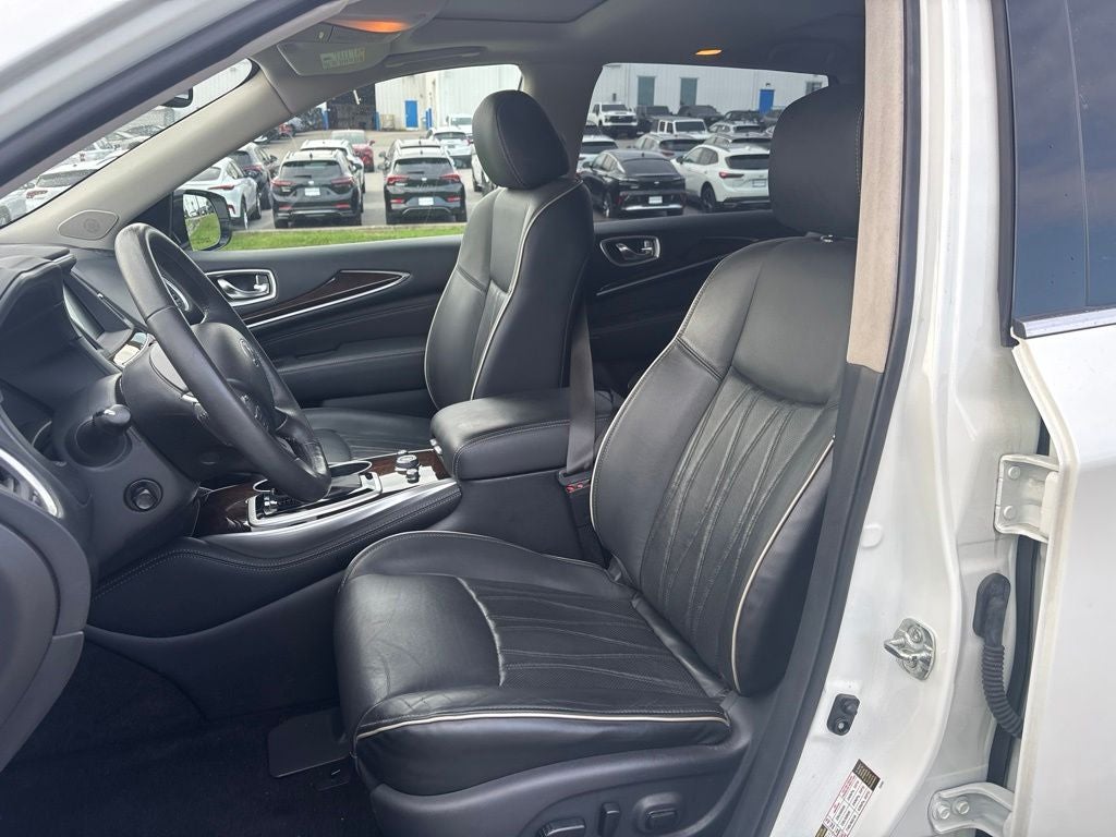 2019 INFINITI QX60 LUXE