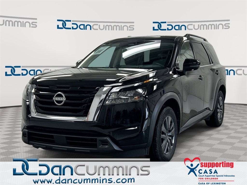 2024 Nissan Pathfinder SV