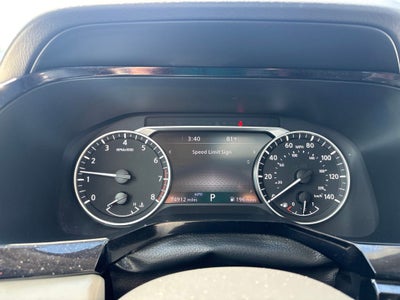 2024 Nissan Pathfinder SL