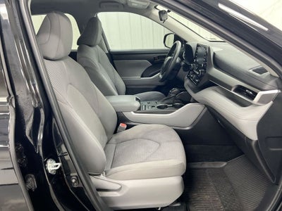 2022 Toyota Highlander L
