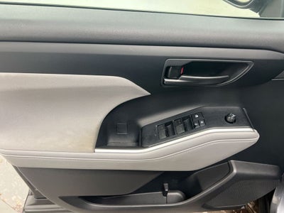 2020 Toyota Highlander L