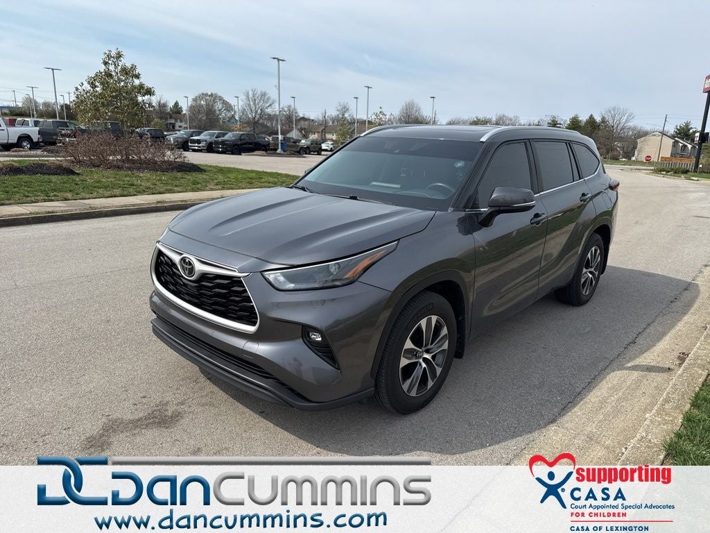 2024 Toyota Highlander Base