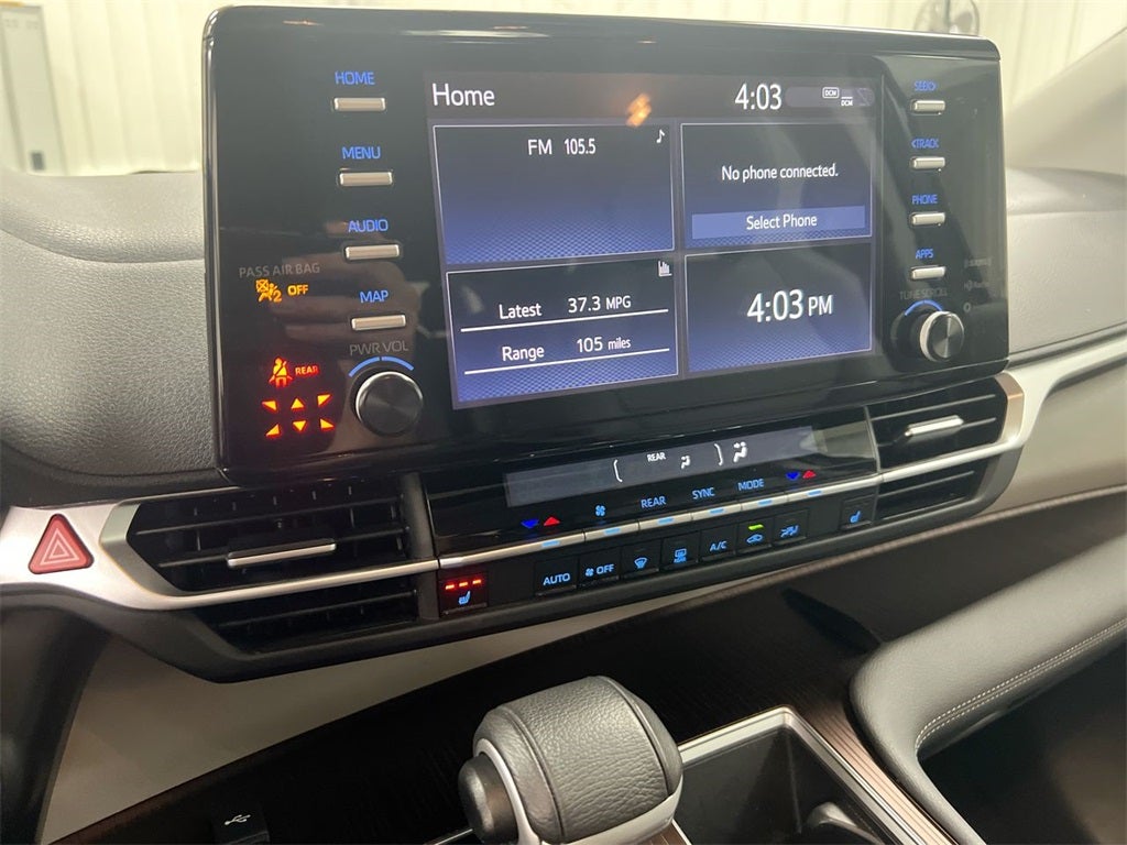 2024 Toyota Sienna XLE