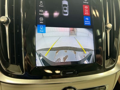 2023 Volvo S60 B5 Plus Dark Theme