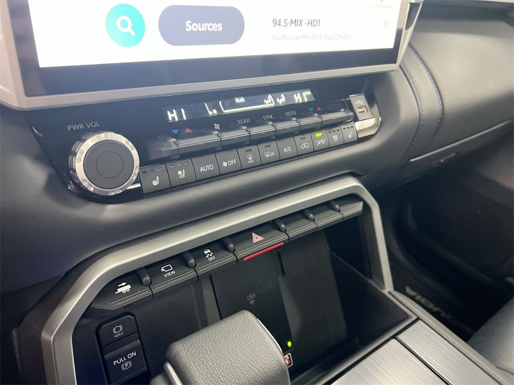 2025 Toyota Sequoia Platinum