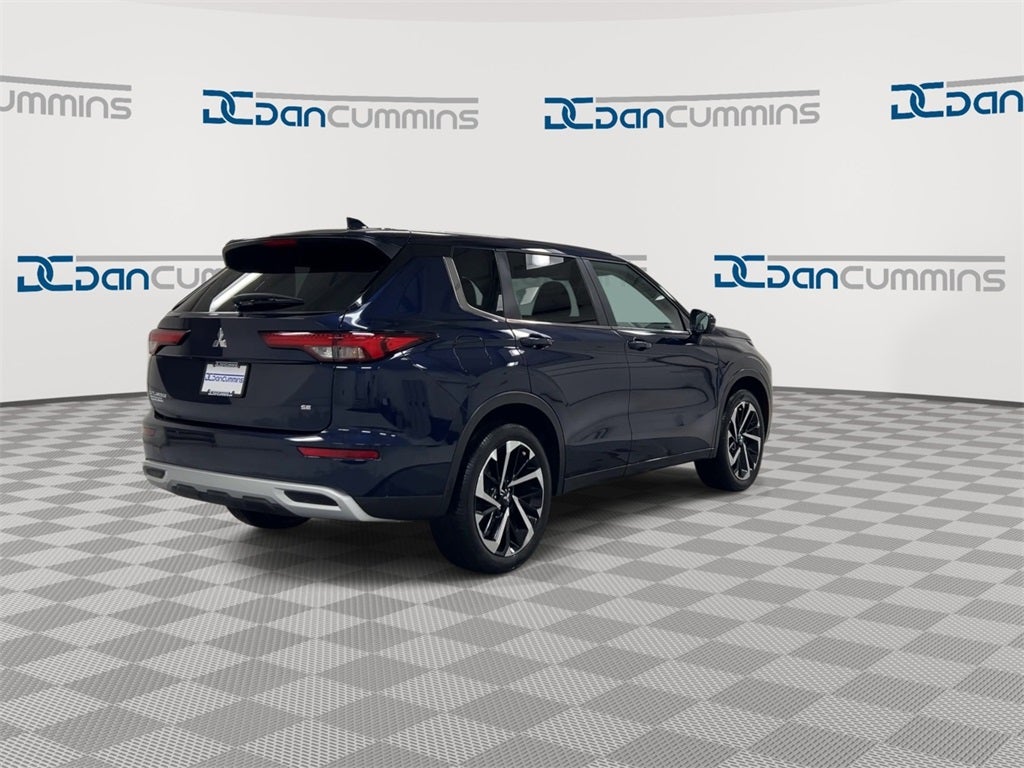 2024 Mitsubishi Outlander SE