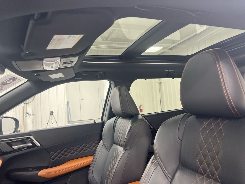 2024 Mitsubishi Outlander SEL
