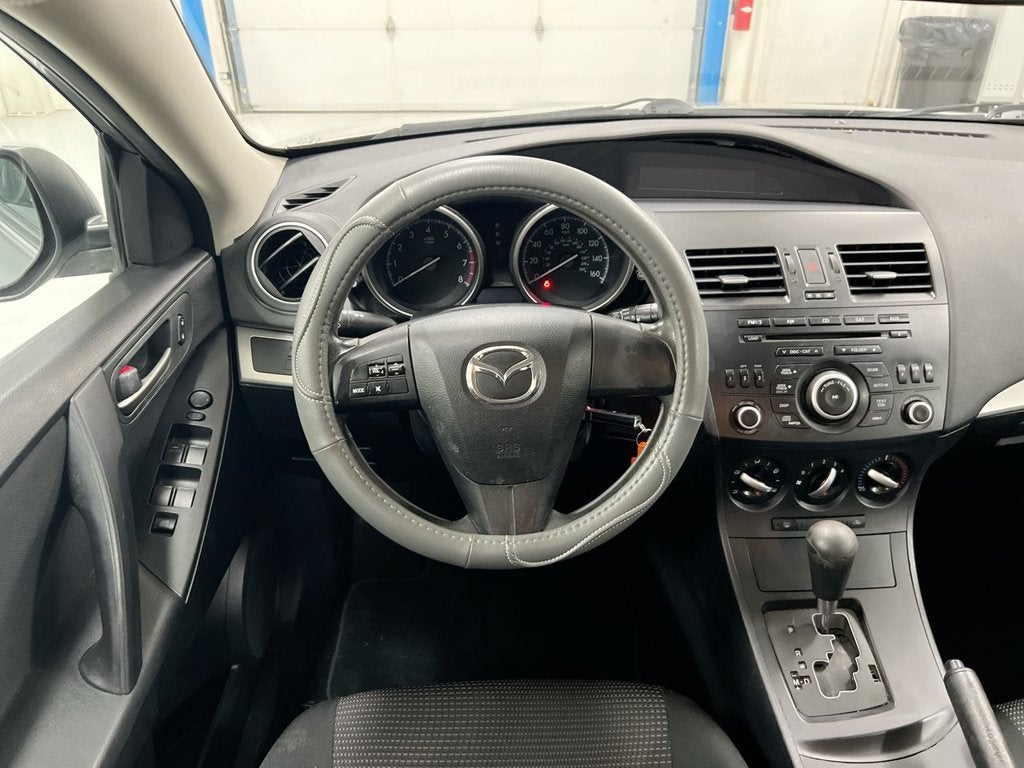 2013 Mazda Mazda3 i SV