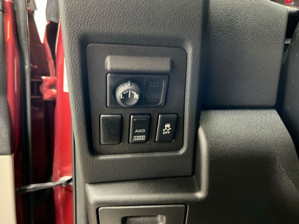 2011 Nissan Rogue SV