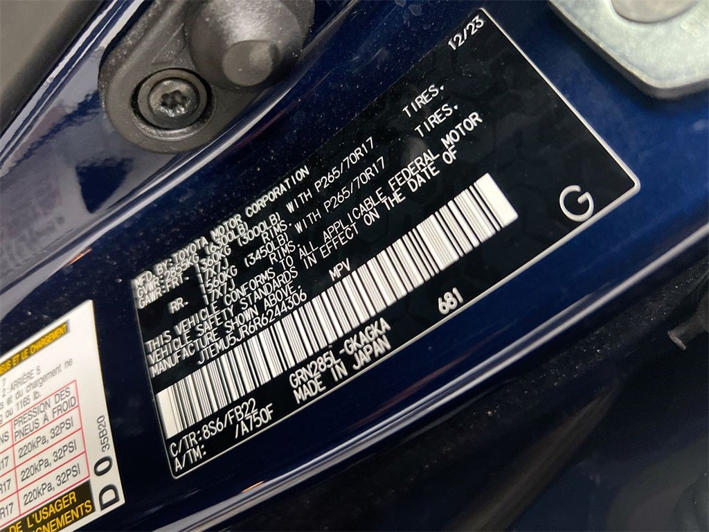 2024 Toyota 4Runner SR5