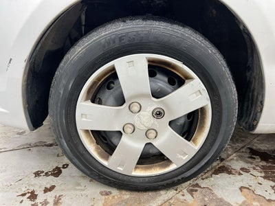 2011 Chevrolet Aveo 1LT