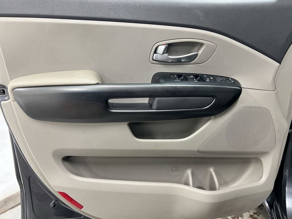 2016 Kia Sedona LX