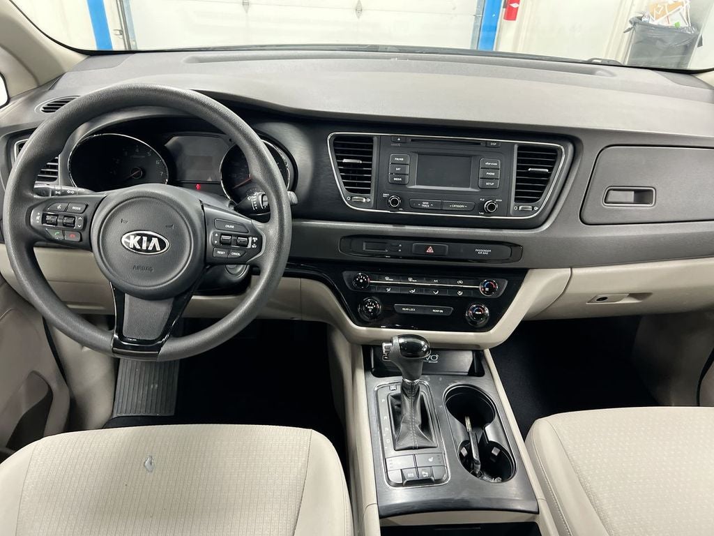 2016 Kia Sedona LX