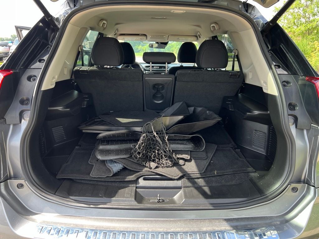 2020 Nissan Rogue SV