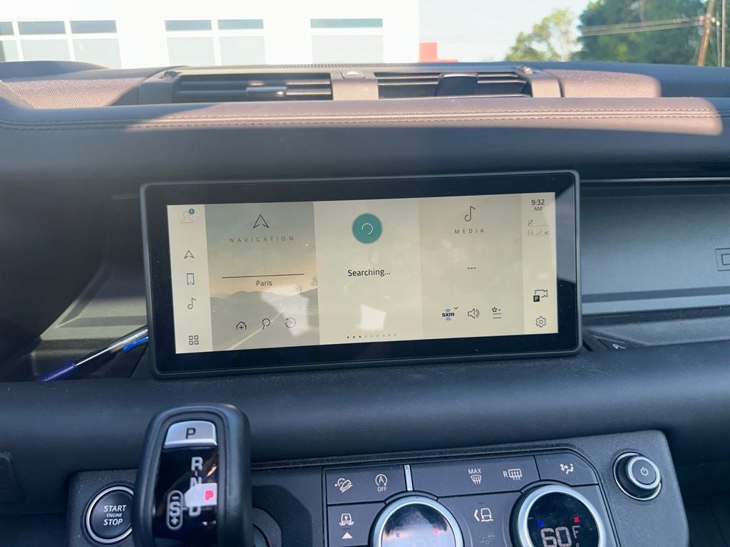2024 Land Rover Defender 110 X-Dynamic SE