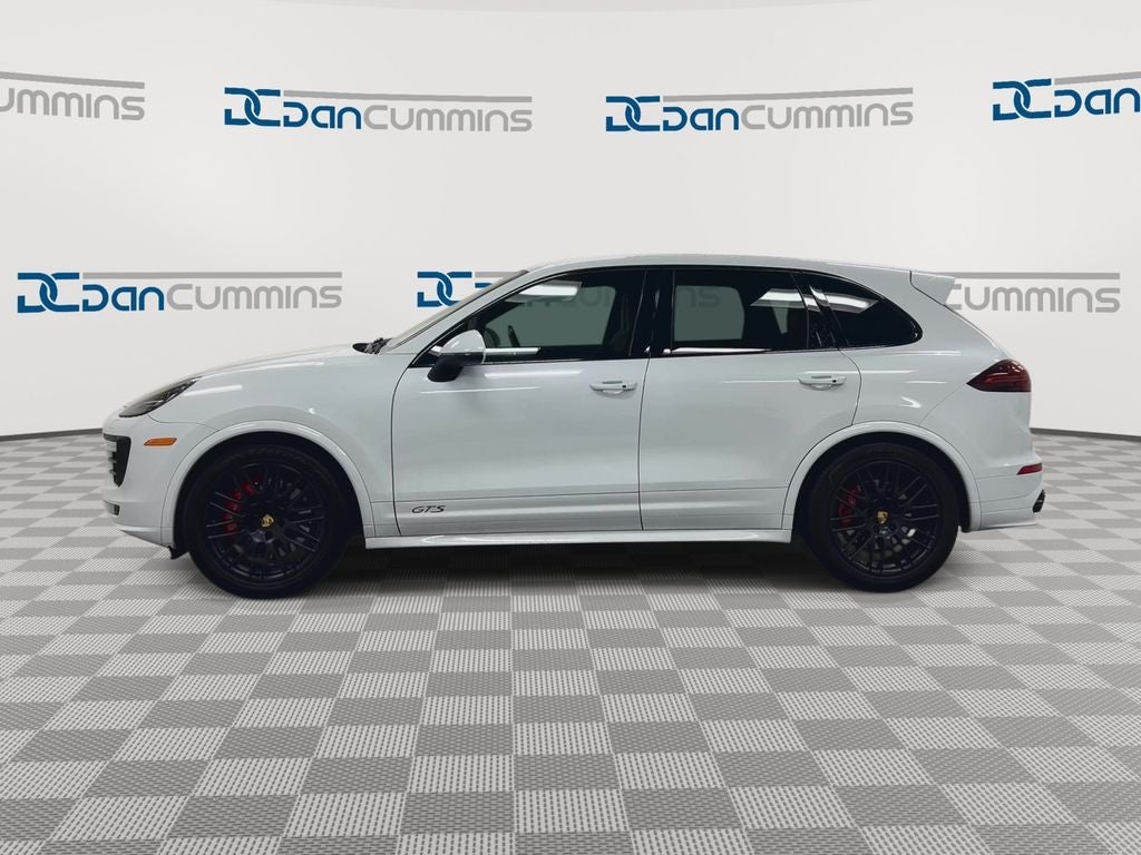 2016 Porsche Cayenne GTS