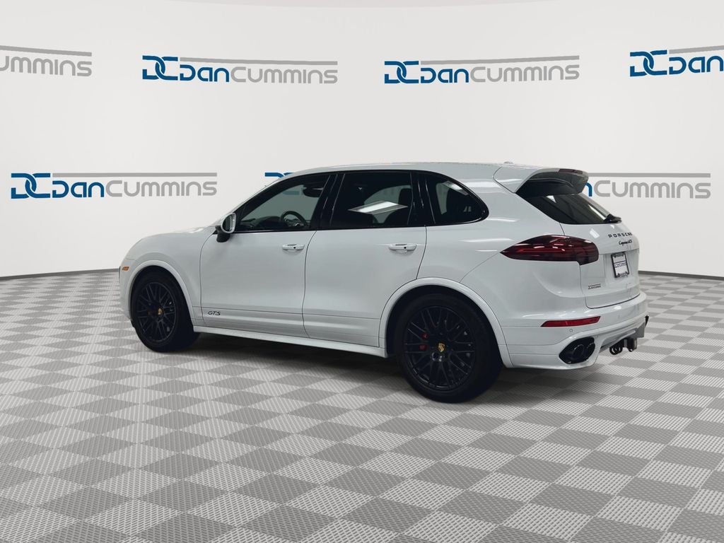 2016 Porsche Cayenne GTS