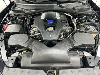 2022 Maserati Ghibli Modena Q4