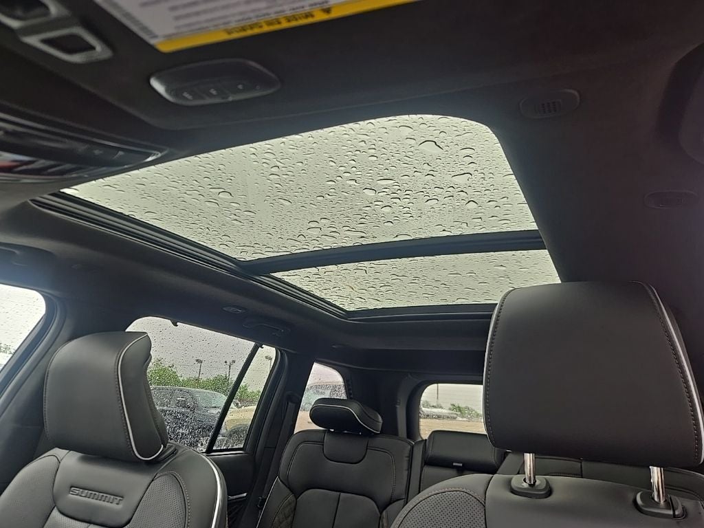 2026 Jeep Grand Cherokee Summit